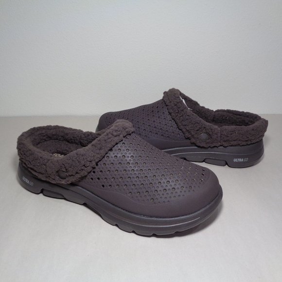 Skechers Size 12 M FOAMIES GO WALK 5 RELAX Chocolate Fur Clogs New Men\'s Shoes Amazon.com | Skechers Men main image 2